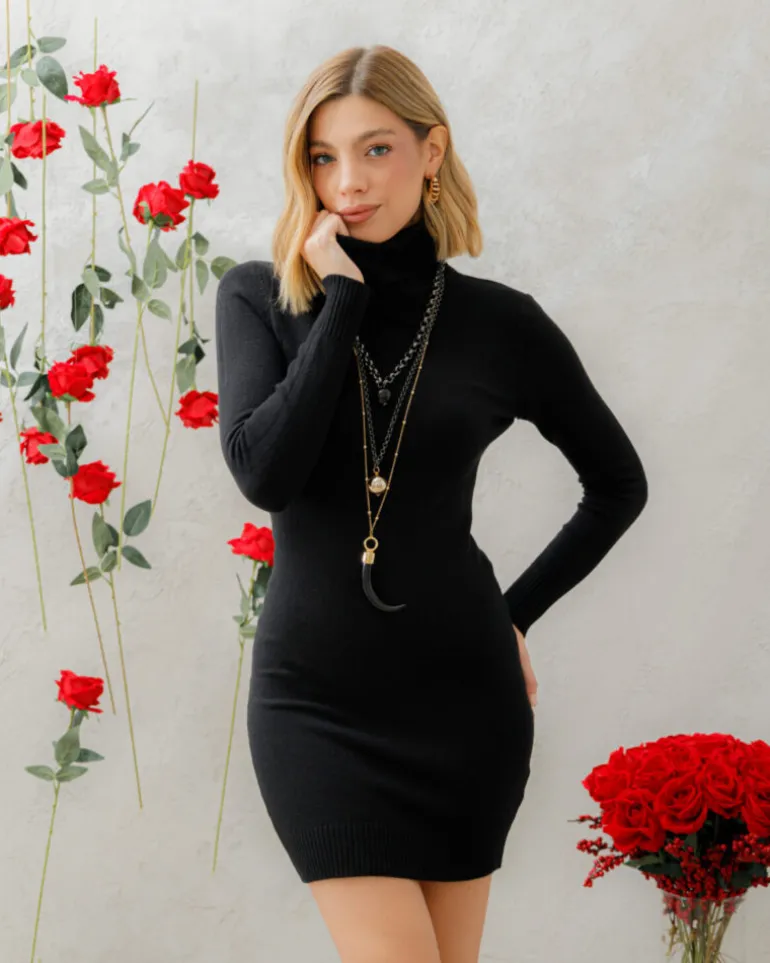 Abito in maglia corto con collo alto – 5109