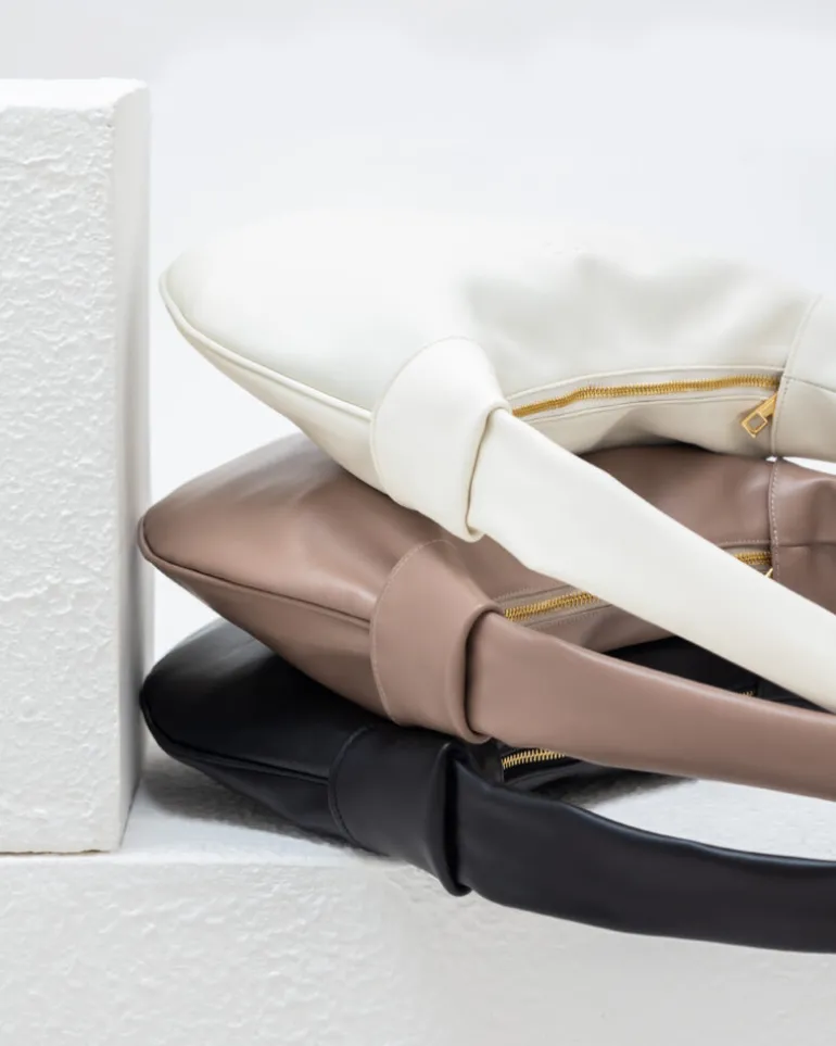 Borsa in pelle Cloe LATTE – LOVING BAGS