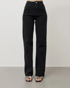 Jeans wide leg nero con orlo sfrangiato – XJ206