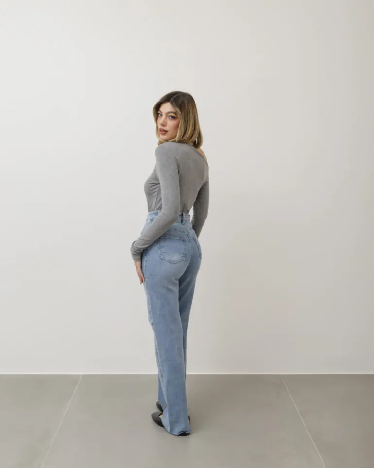 Maglia in cotone con scollo asimmetrico – 14718