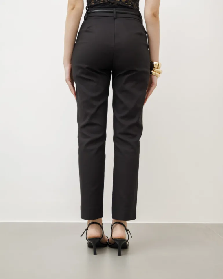 Pantaloni a sigaretta con cintura – 8231