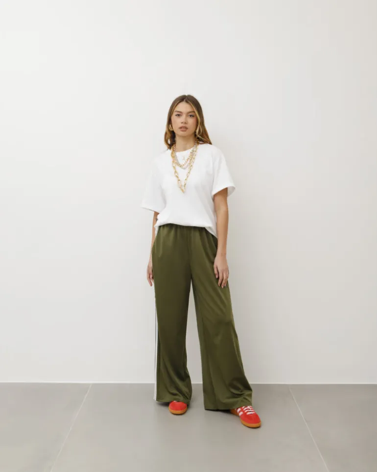 Pantaloni jogger con riga laterale – 6865