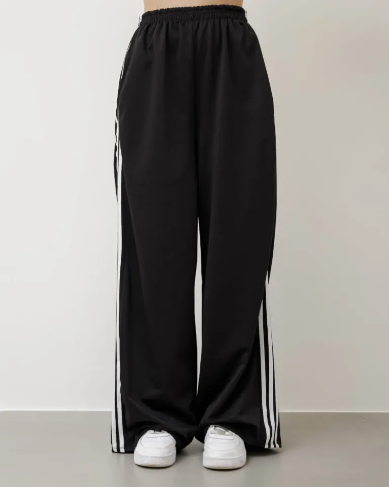 Pantaloni jogger con riga laterale – 6865