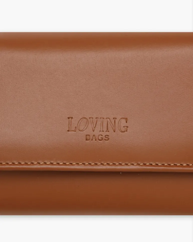 Portafoglio in pelle medio con patta cuoio – LOVING BAGS